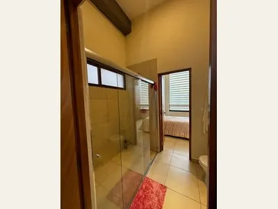 Regadera · Casa en Hacienda Carlota